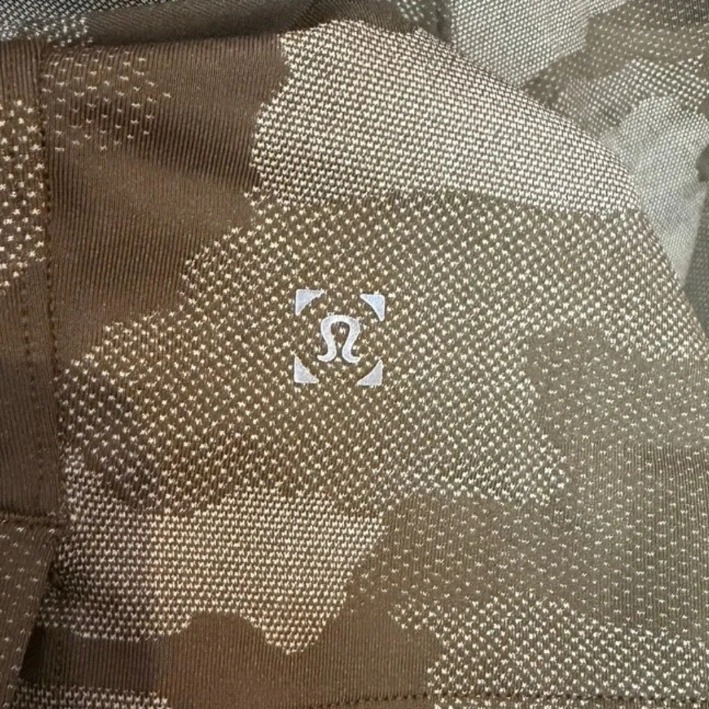 Lululemon T.H.E. Short 9